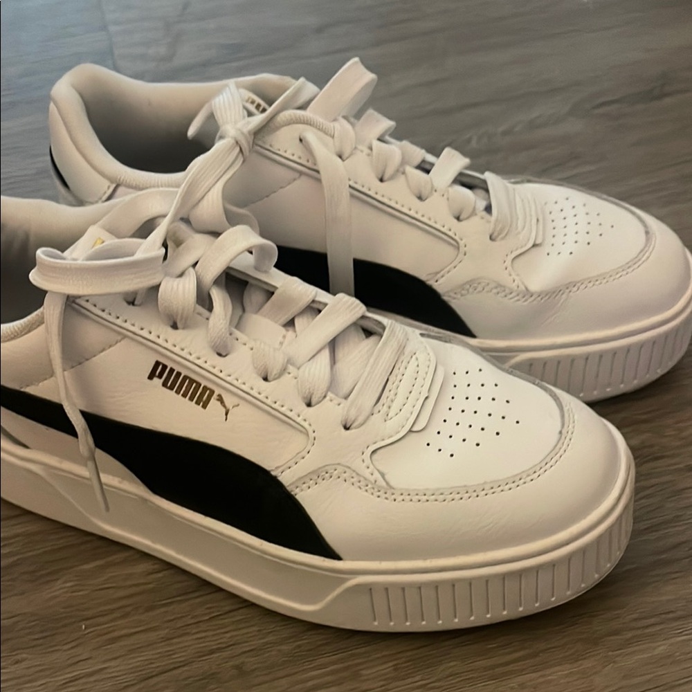 Puma White and Black Retro Sneakers